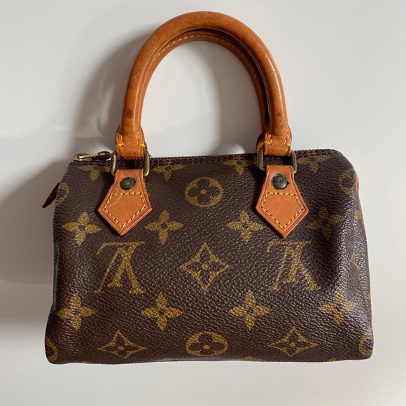 SOLD ‼️ - Picture 1 of 6